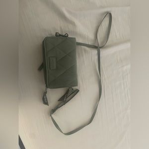 New without tags Vera Bradley wallet crossbody